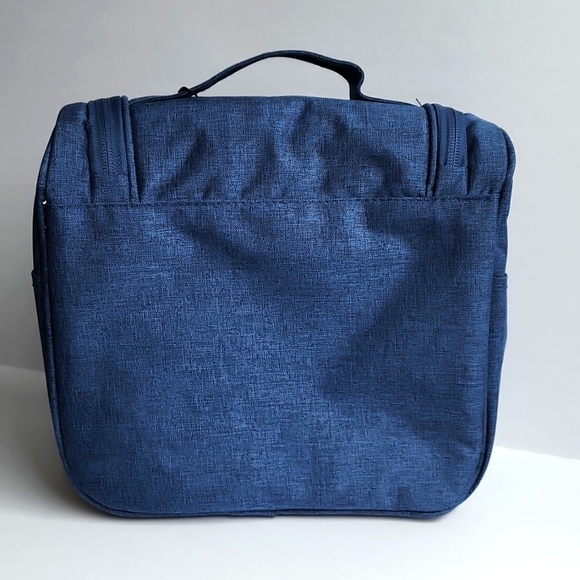 Hikenture Blue Travel Bag/Organizer - Picture 5 of 12